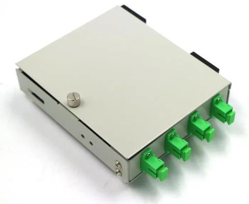 Apc 어댑터들과 FTB 일련 벽걸이용 광 터미널 상자 4 핵심 FTTH