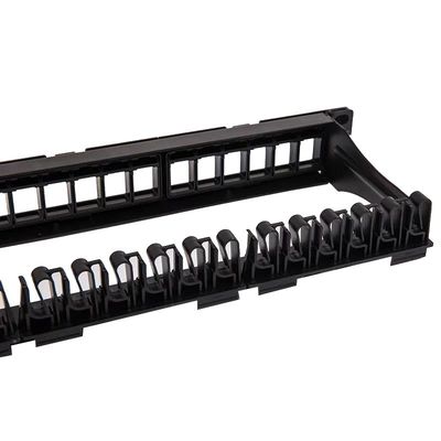 CAT5 CAT6 네트워크 플러그반 UTP 공백은 RJ45 24 공항 플러그반을 언로딩시켰습니다