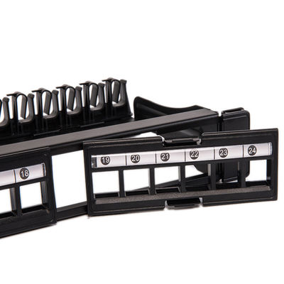 CAT5 CAT6 네트워크 플러그반 UTP 공백은 RJ45 24 공항 플러그반을 언로딩시켰습니다